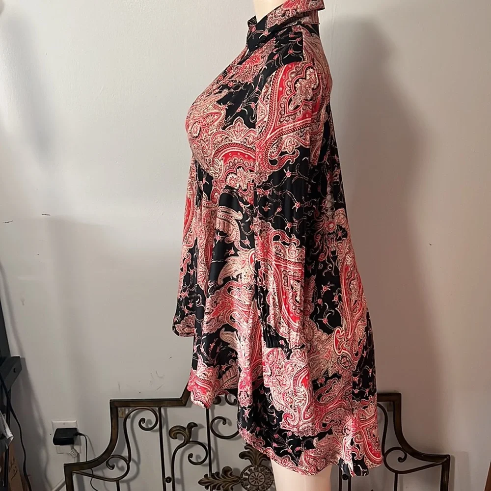 Free People Long Sleeve High Low Style Top- Red Black Tan Paisley Print - Picture 3 of 10